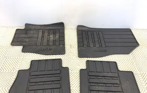 Nissan Juke I F15 Interior carpet KE7481K089