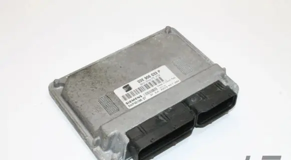 Seat Ibiza III (6L) Engine control unit/module 03E906033P