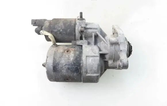 Skoda Fabia Mk1 (6Y) Starter motor 048911023G