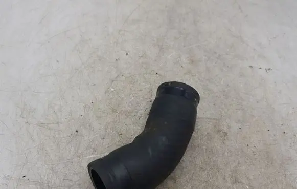 Toyota Corolla E120 E130 Coolant pipe/hose NOCODE