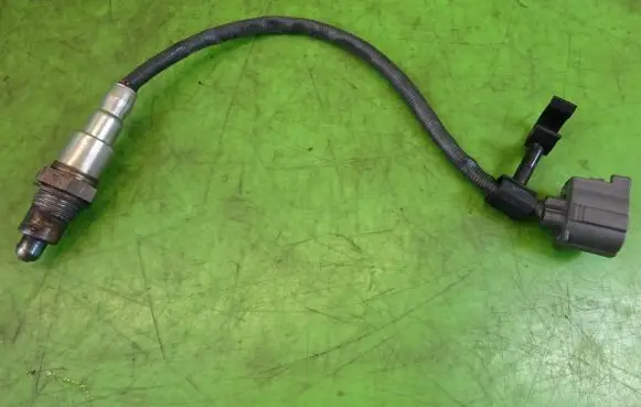 Infiniti Q30 Lambda probe sensor A0075426318