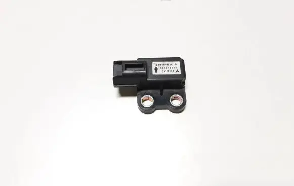 Suzuki XL7 I Airbag deployment crash/impact sensor 3394582C10 X2T24371A