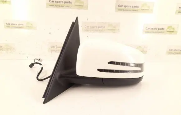 Front door electric wing mirror