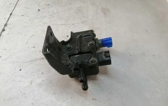 Nissan Navara D40 Exhaust gas pressure sensor 1049901330 6J12