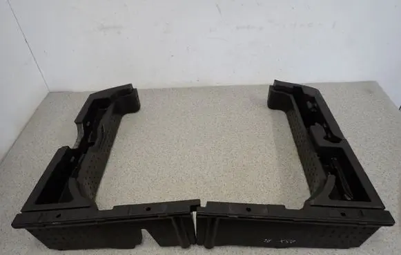 Mitsubishi ASX Spare wheel mounting bracket 