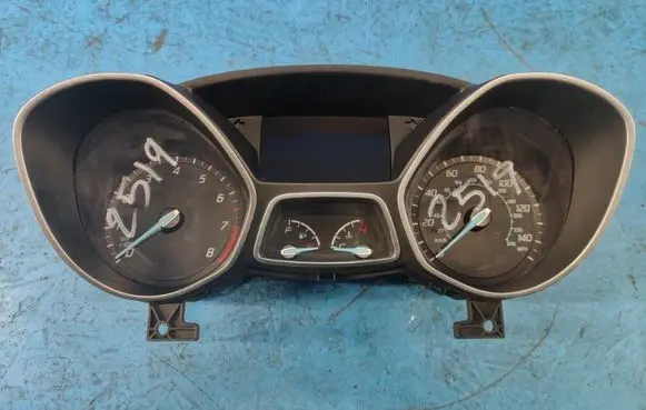 Ford Focus Dashboard CM5T10849CTF