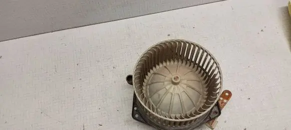 Nissan Terrano Heater fan/blower 0130111153
