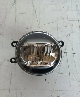 Toyota C-HR I Front fog light 812204805 1