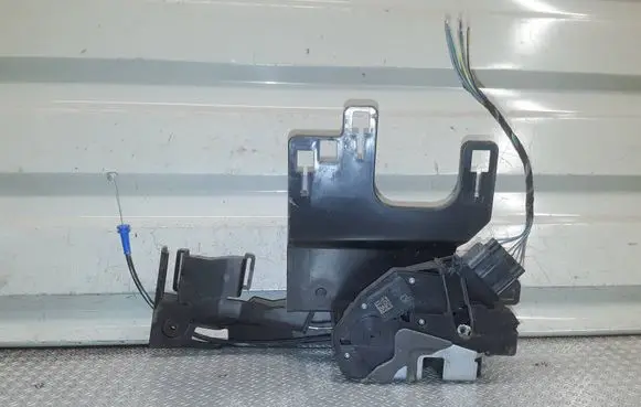 Ford Fiesta Front door lock 8A6AA21813AD