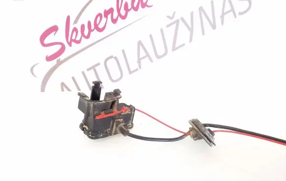 Audi A8 S8 D4 4H Fuel tank cap lock motor 4H0810773F 065419