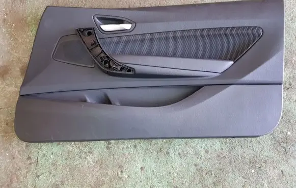 BMW 2 F22 F23 Front door card panel trim 7281674