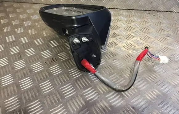 Toyota Hilux (AN120, AN130) Front door electric wing mirror 