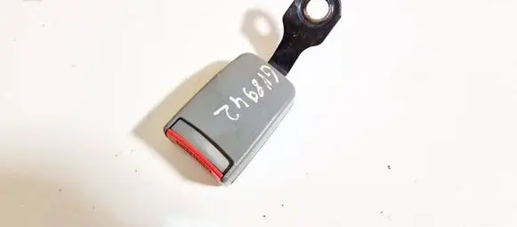Peugeot 806 Middle seatbelt buckle (rear) ea06851