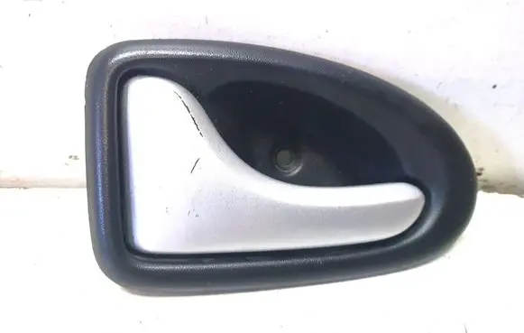 Dacia Logan I Front door interior handle 7700830078
