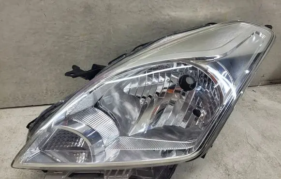 Suzuki Baleno IV Headlight/headlamp