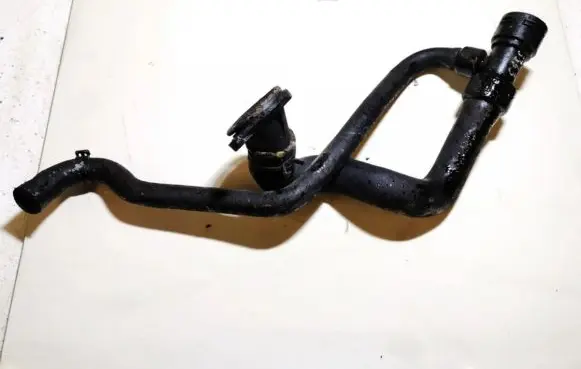 Audi A4 S4 B5 8D Engine coolant pipe/hose 8d0121055f