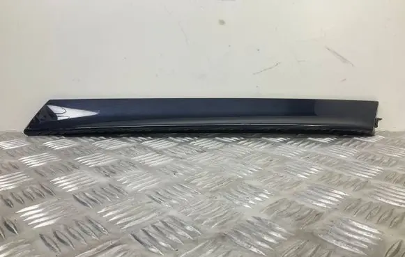 Audi Q3 8U Tailgate trim 8U0854815