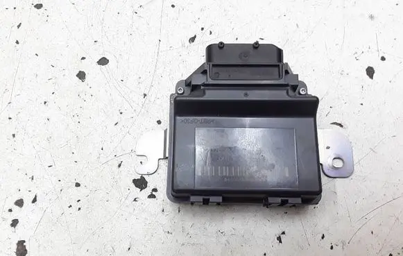 Hyundai i40 Hand brake control module 597903Z500 01084800 BP80010400