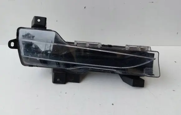 Tesla Model 3 LED Daytime headlight 1077396-00-D