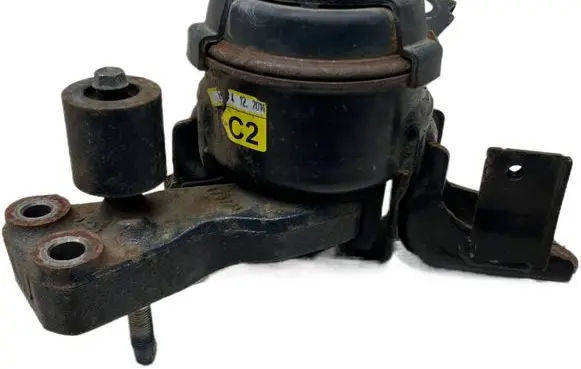 Toyota Yaris Engine mount vacuum valve OYT25707