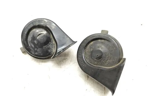 BMW X3 E83 Horn signal 024146 703881157