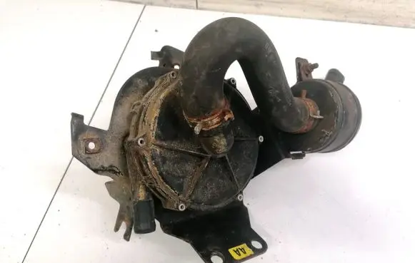 Opel Omega B1 Secondary air pump 90448806 96t057