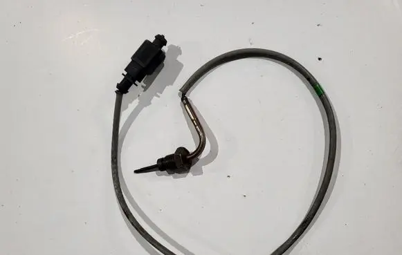 Volkswagen PASSAT B8 Lambda probe sensor 04L906088EE