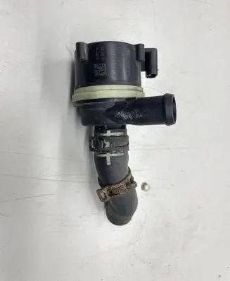 Volkswagen Jetta VI Electric auxiliary coolant/water pump 6R0965561A 12402100502