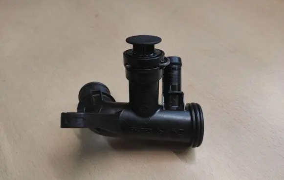 Ford Focus Engine coolant pipe/hose 1122501
