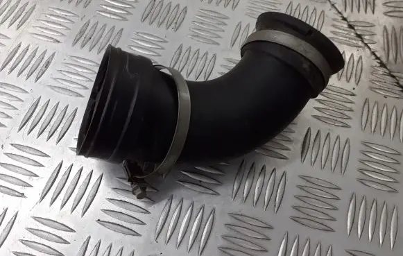 Opel Astra G Air intake hose/pipe 24437915