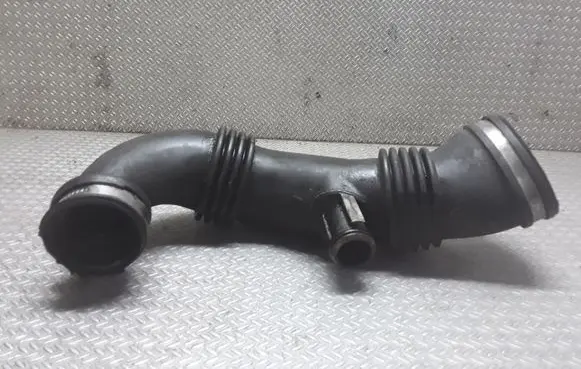 Peugeot 307 Air intake duct part 9656953680A01