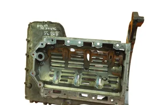 Jaguar XF X250 Oil sump 4R8Q6U004EB