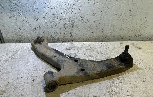Suzuki Grand Vitara II Front lower control arm/wishbone