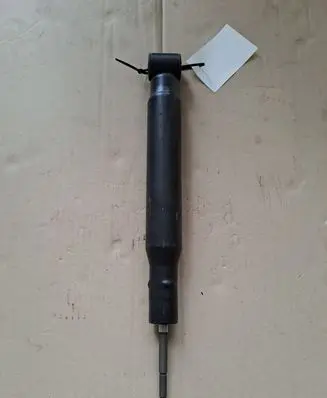 Volkswagen PASSAT B4 Rear shock absorber/damper 331513031H