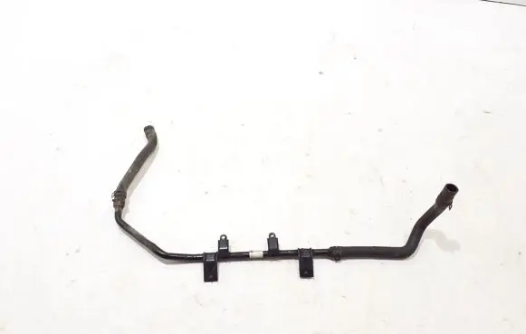 Volkswagen Touareg II Engine coolant pipe/hose 7P6121070AD