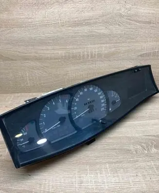 Opel Omega B2 Speedometer (instrument cluster) 09228420AT 110080007