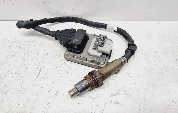 Peugeot 3008 II Lambda probe sensor 9675358480 9821121180