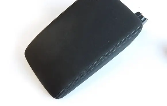 Volkswagen PASSAT B8 Armrest 