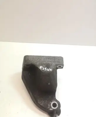 Mercedes-Benz E W211 Engine mounting bracket A6422230004