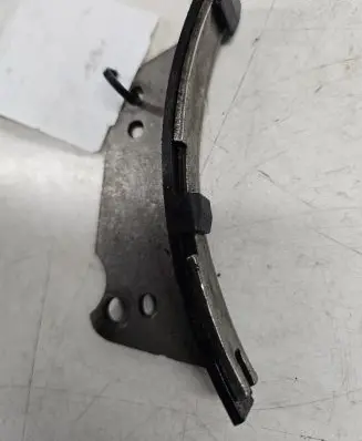 KIA Sorento Slide rail for timing chain 