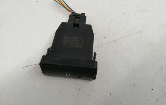 Toyota Prius (XW20) Hand parking brake switch 15A685
