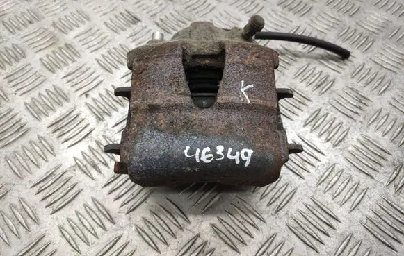 Volkswagen Golf VII Front brake caliper