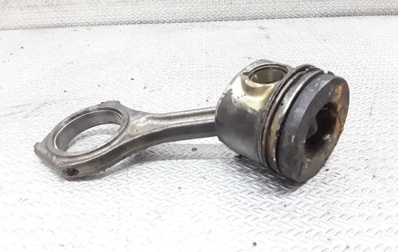Piston with connecting rod