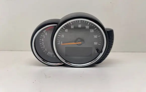 Speedometer (instrument cluster)