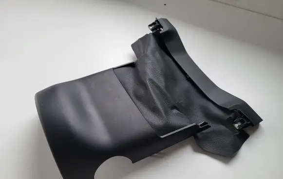 Audi A5 Steering wheel column trim