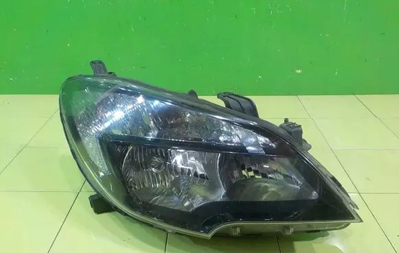 Opel Mokka Headlight/headlamp 95440410