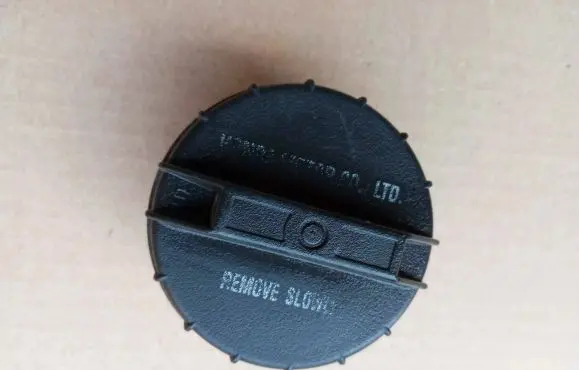 Honda Accord Fuel tank filler cap 