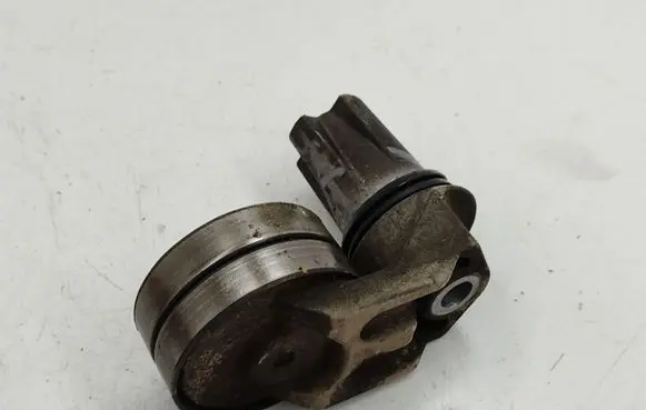 Land Rover Discovery 3 - LR3 Generator/alternator belt tensioner