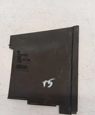 Volkswagen Transporter - Caravelle T5 Battery tray heat shield 7H0915435