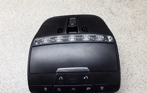 Mercedes-Benz C W205 Front seat light A0009068503